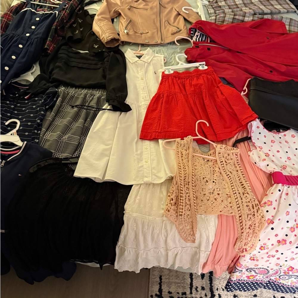 Kids mixed clothes